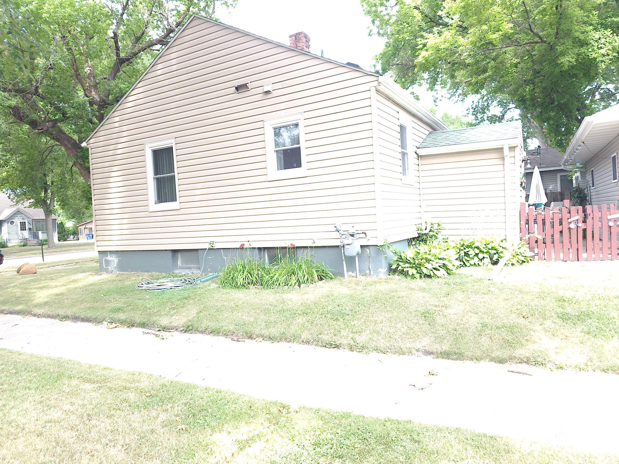 304 13th Street N, Moorhead MN 56560 - Photo 3 of 3