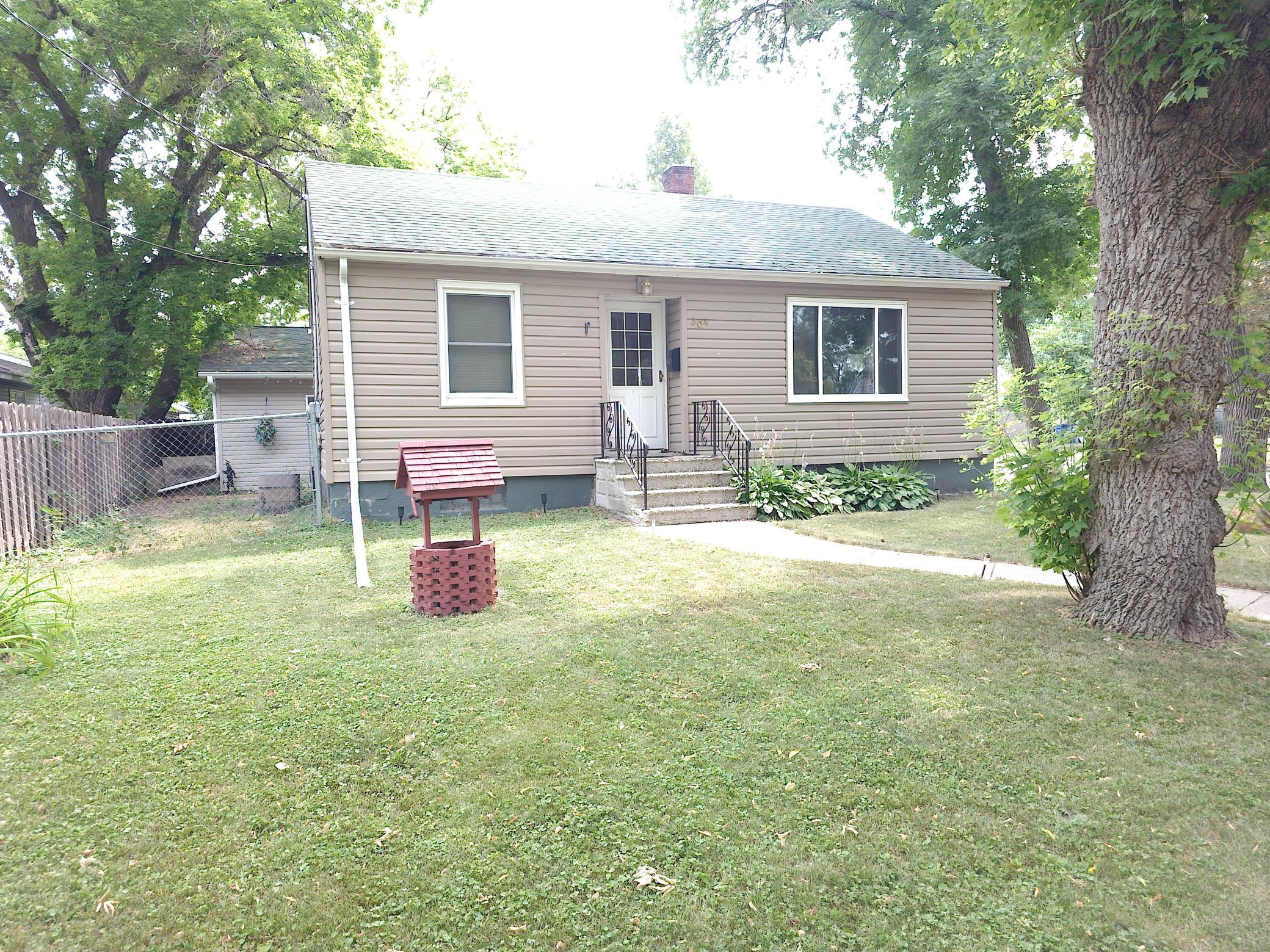 1948 single family home for sale at 304 13th Street N in Moorhead, MN — 3 bed, 2 bath