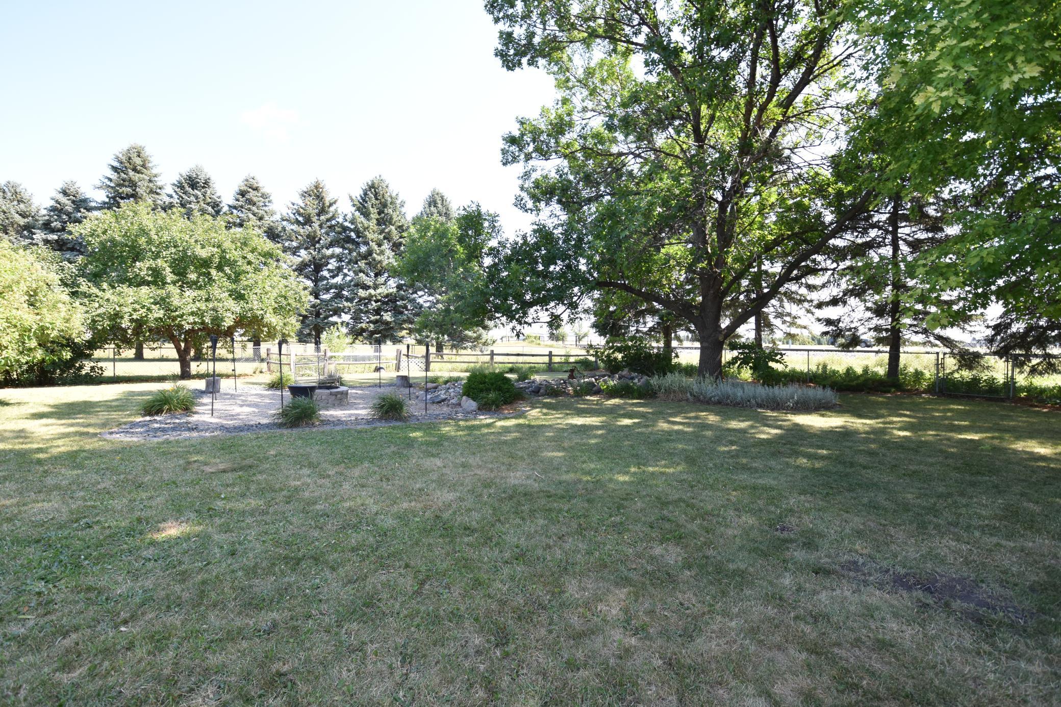 1224 20th Street N, Moorhead MN 56560 - Photo 30 of 38