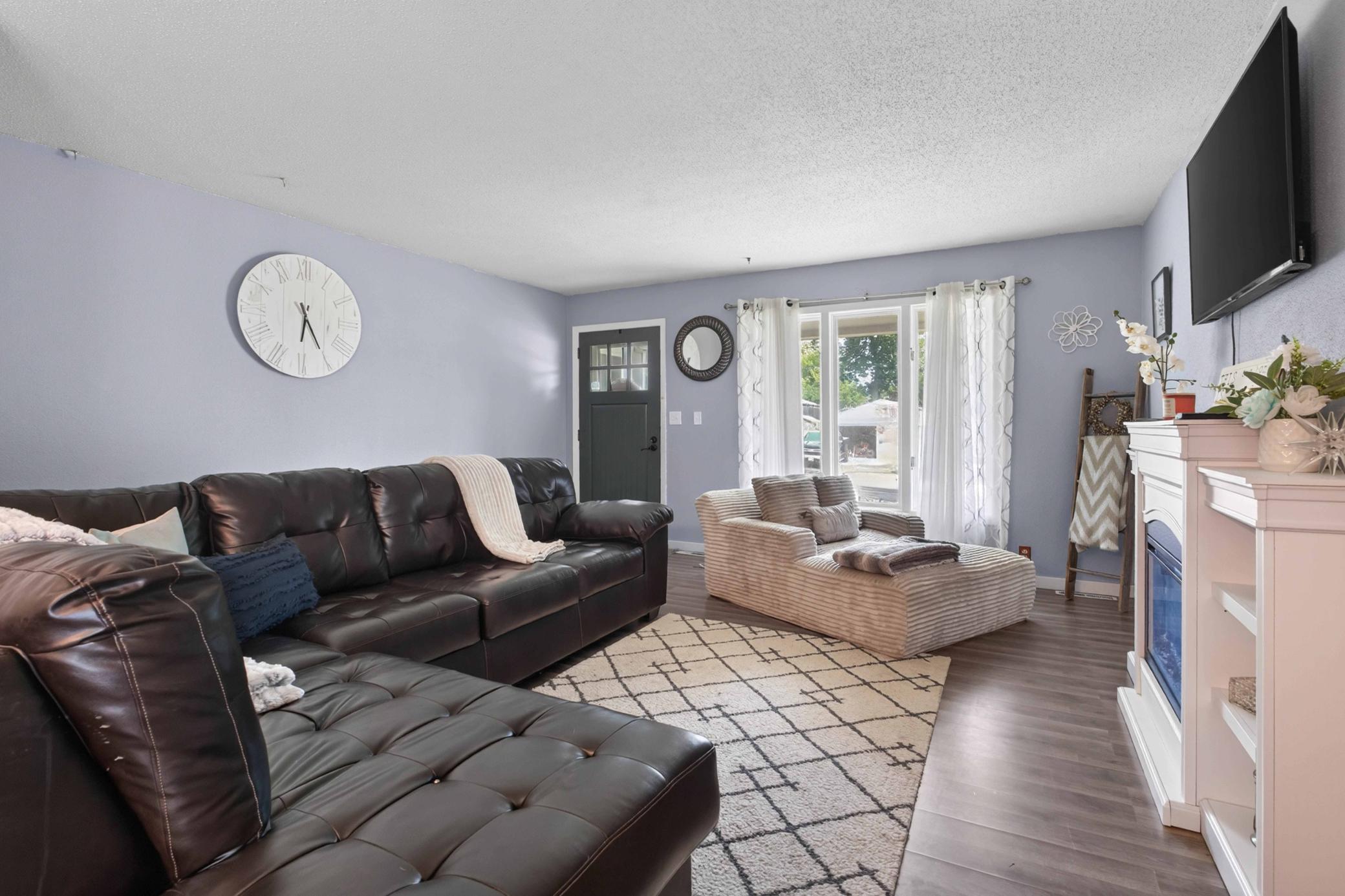 405 W Channing Avenue, Fergus Falls MN 56537 - Photo 7 of 47