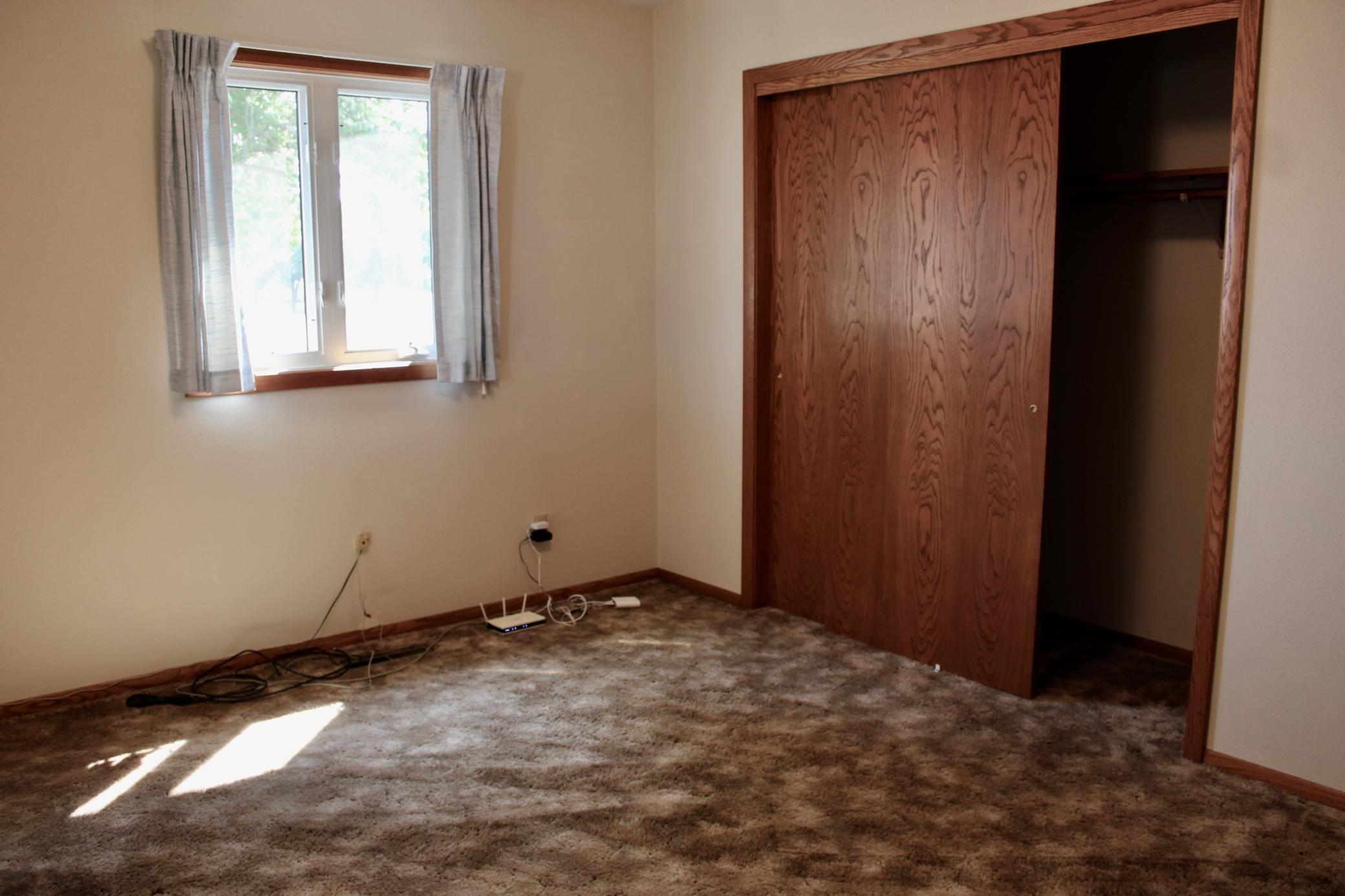 1969 single family home for sale at 506 Lincoln Avenue W in Karlstad, MN — 3 bed, 2 bath (photo 13 of 32)
