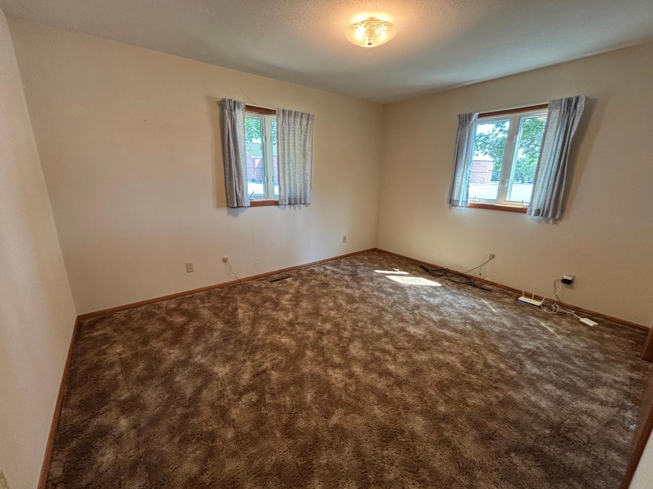 1969 single family home for sale at 506 Lincoln Avenue W in Karlstad, MN — 3 bed, 2 bath (photo 14 of 32)
