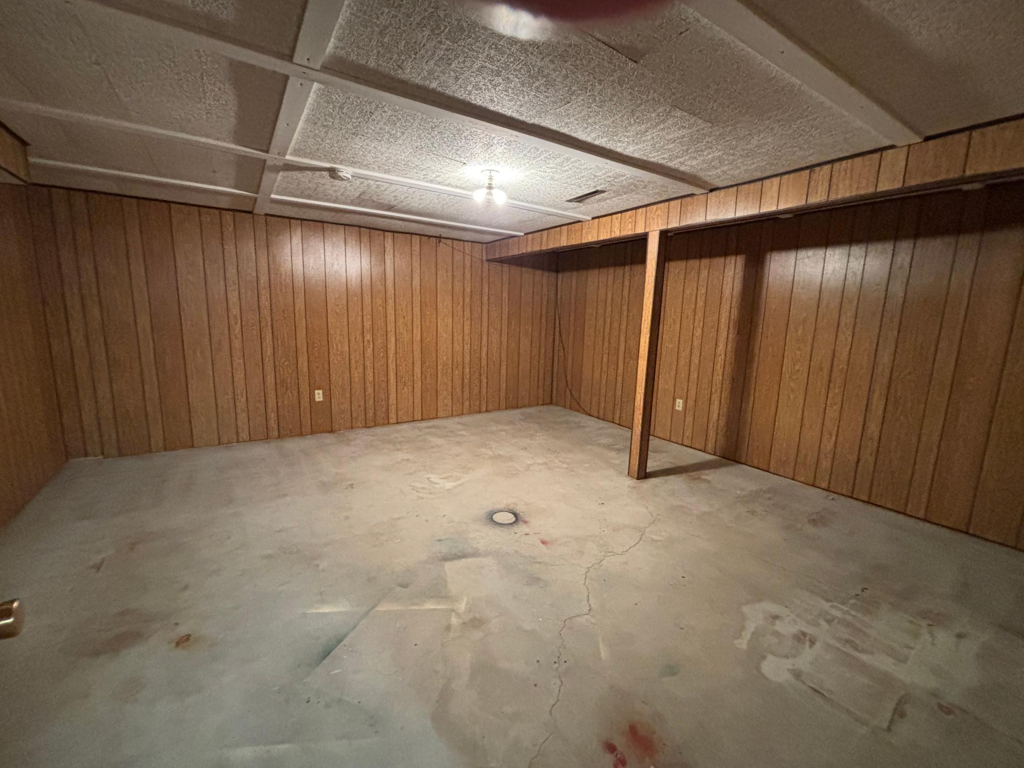 1969 single family home for sale at 506 Lincoln Avenue W in Karlstad, MN — 3 bed, 2 bath (photo 22 of 32)