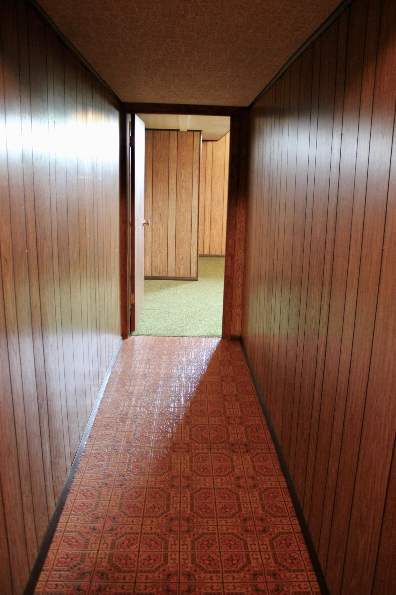 1969 single family home for sale at 506 Lincoln Avenue W in Karlstad, MN — 3 bed, 2 bath (photo 29 of 32)