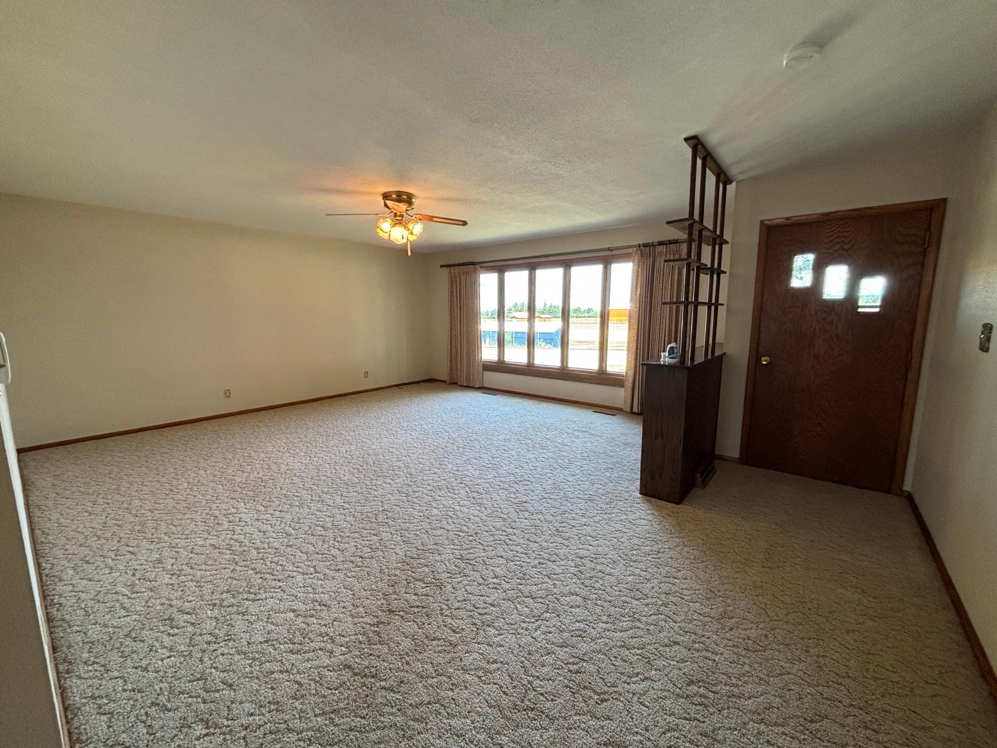 1969 single family home for sale at 506 Lincoln Avenue W in Karlstad, MN — 3 bed, 2 bath (photo 6 of 32)