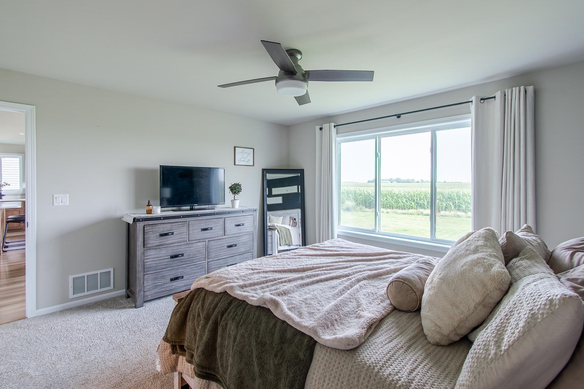 418 Lionheart Drive, Horace ND 58047 - Photo 25 of 53