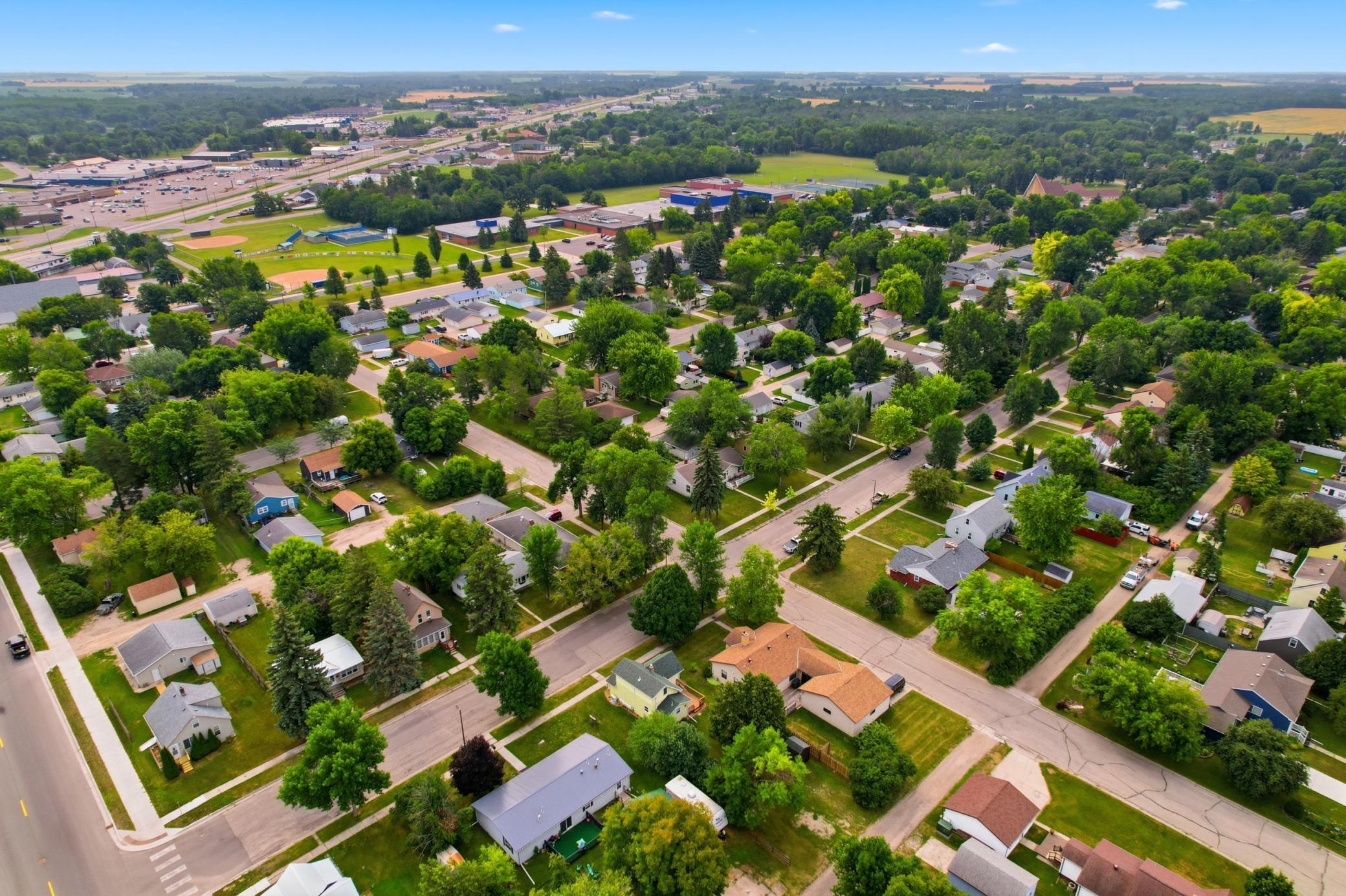 1930 single family home for sale at 109 Kneale Avenue S in Thief River Falls, MN — 2 bed, 1 bath (photo 11 of 12)
