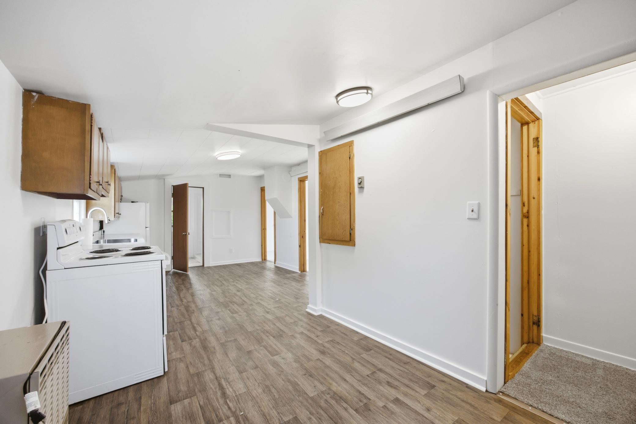 1950 single family home for sale at 206 1st Avenue NE in Hankinson, ND — 2 bed, 1 bath (photo 23 of 28)