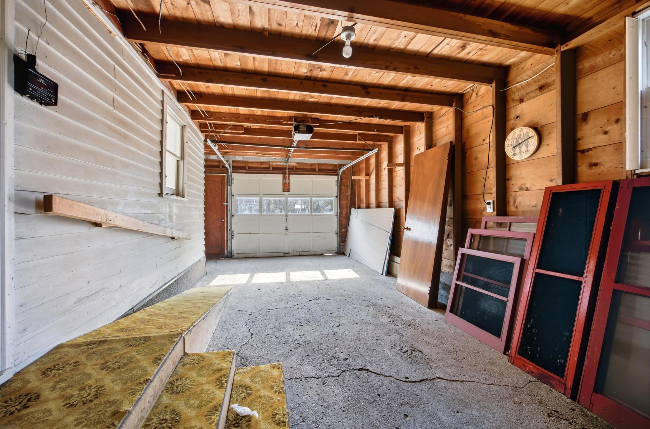 1950 single family home for sale at 206 1st Avenue NE in Hankinson, ND — 2 bed, 1 bath (photo 27 of 28)
