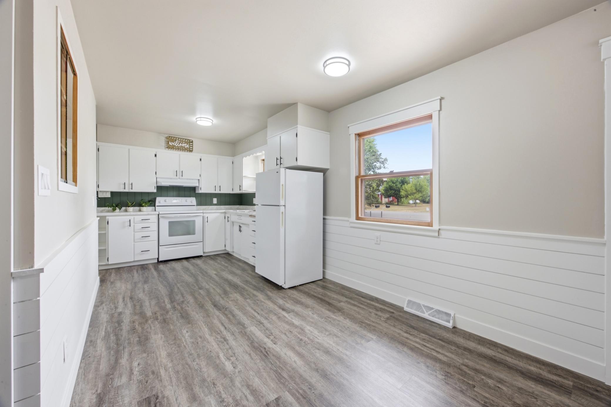 1964 single family home for sale at 115 Park Avenue E in Hendrum, MN — 3 bed, 2 bath (photo 12 of 27)
