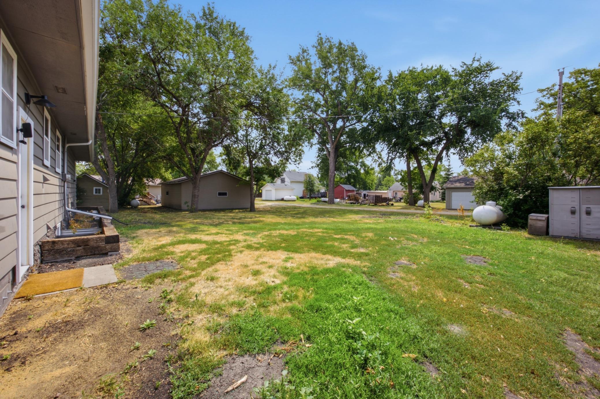 1964 single family home for sale at 115 Park Avenue E in Hendrum, MN — 3 bed, 2 bath (photo 26 of 27)