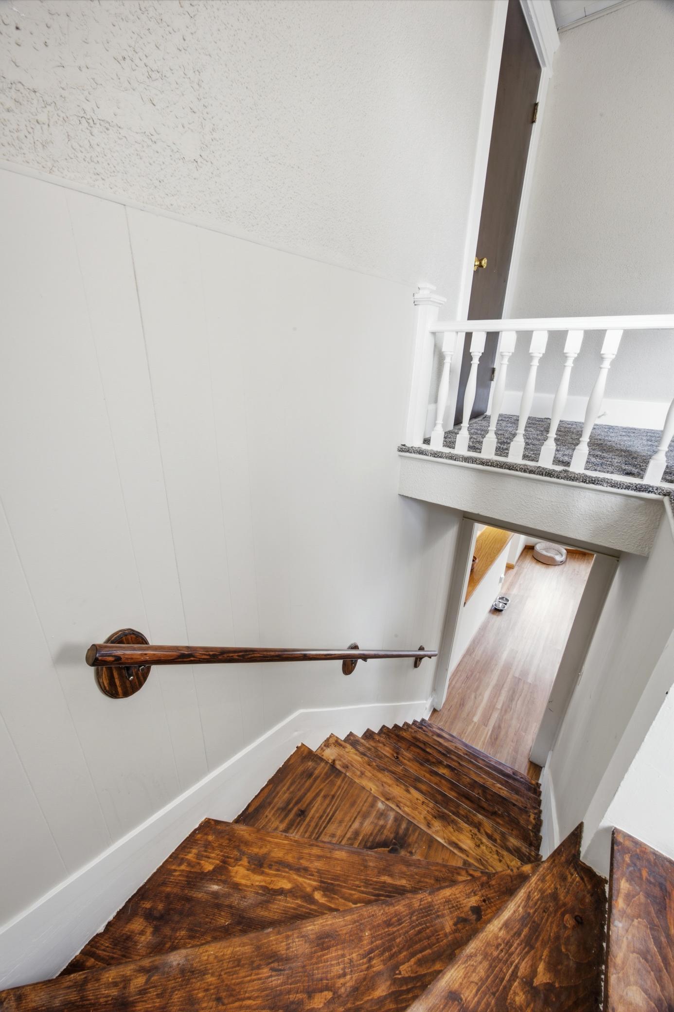1900 single family home for sale at 295 9th Avenue in Walcott, ND — 4 bed, 2 bath (photo 22 of 35)