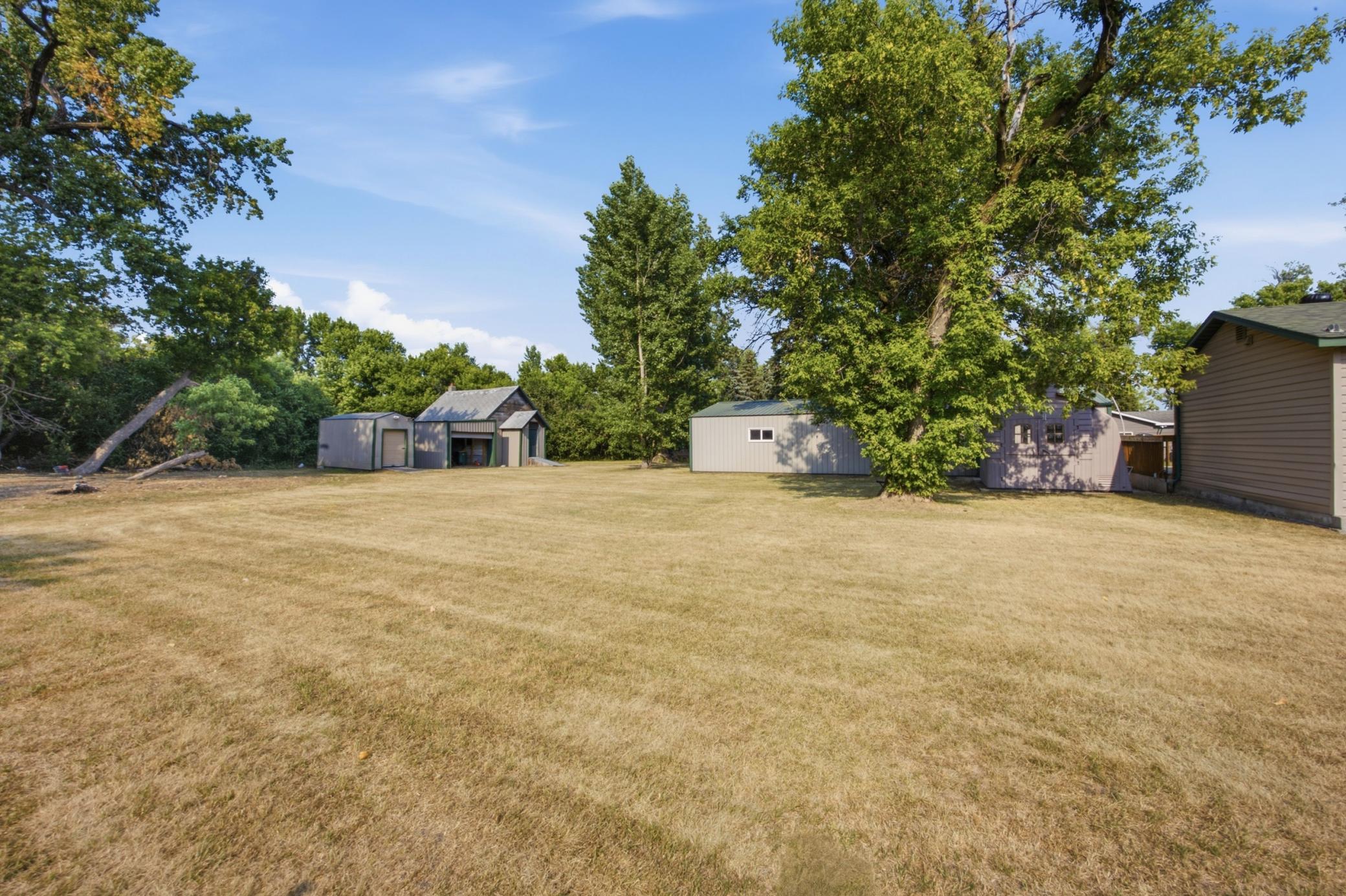 1900 single family home for sale at 295 9th Avenue in Walcott, ND — 4 bed, 2 bath (photo 26 of 35)