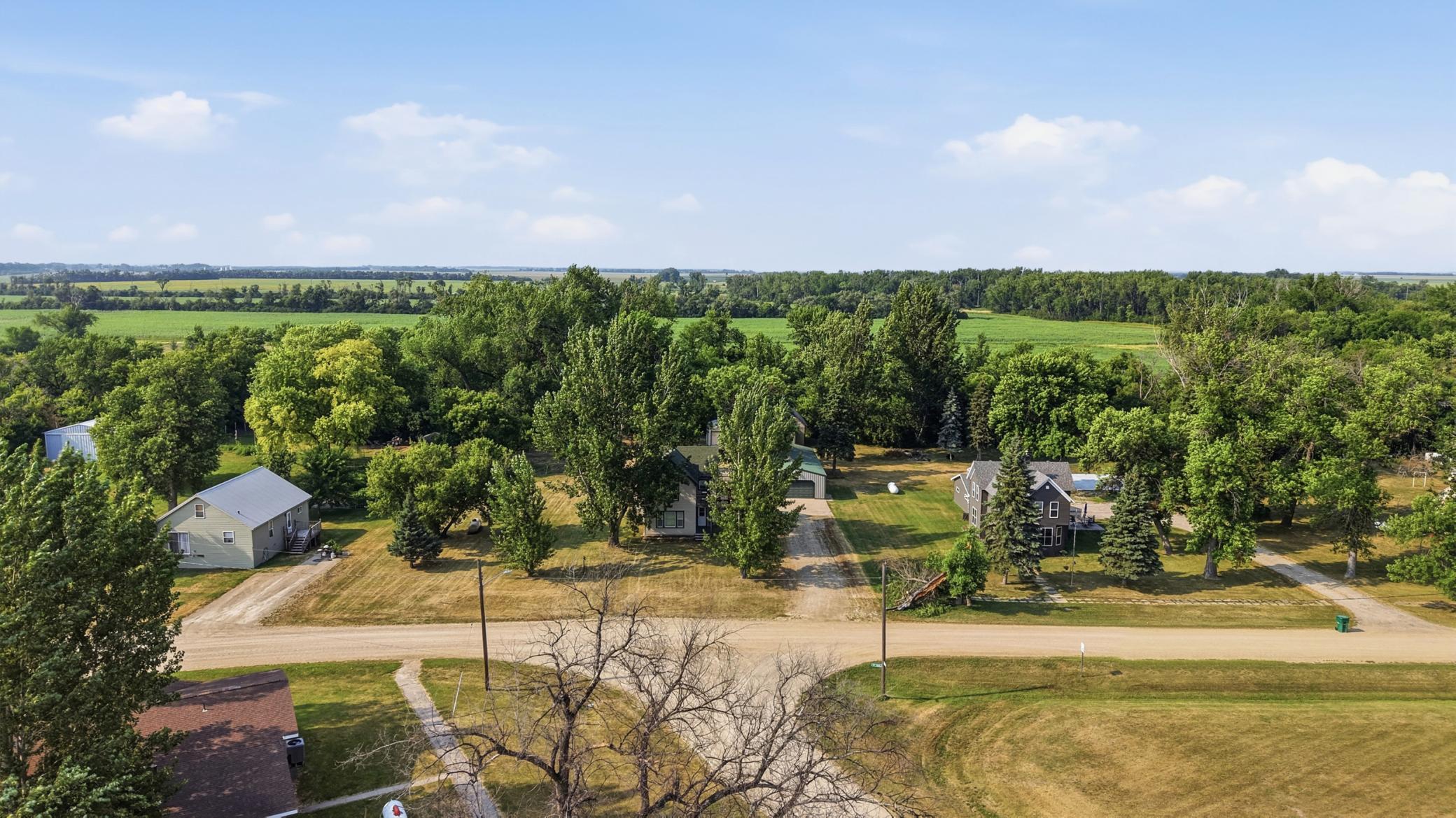 1900 single family home for sale at 295 9th Avenue in Walcott, ND — 4 bed, 2 bath (photo 31 of 35)