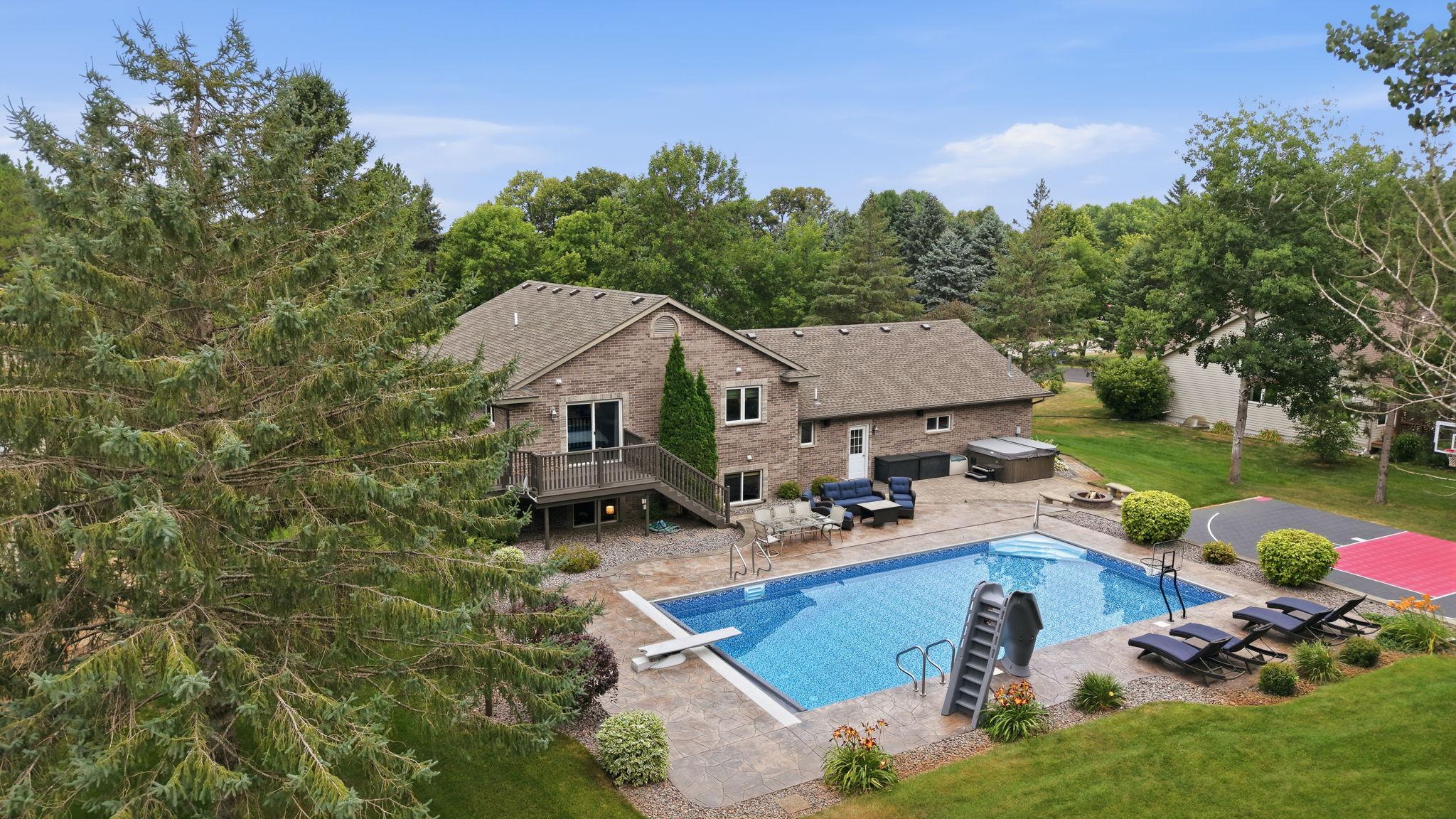 3405 Pawnee Drive SE, Alexandria MN 56308 - Photo 4 of 96