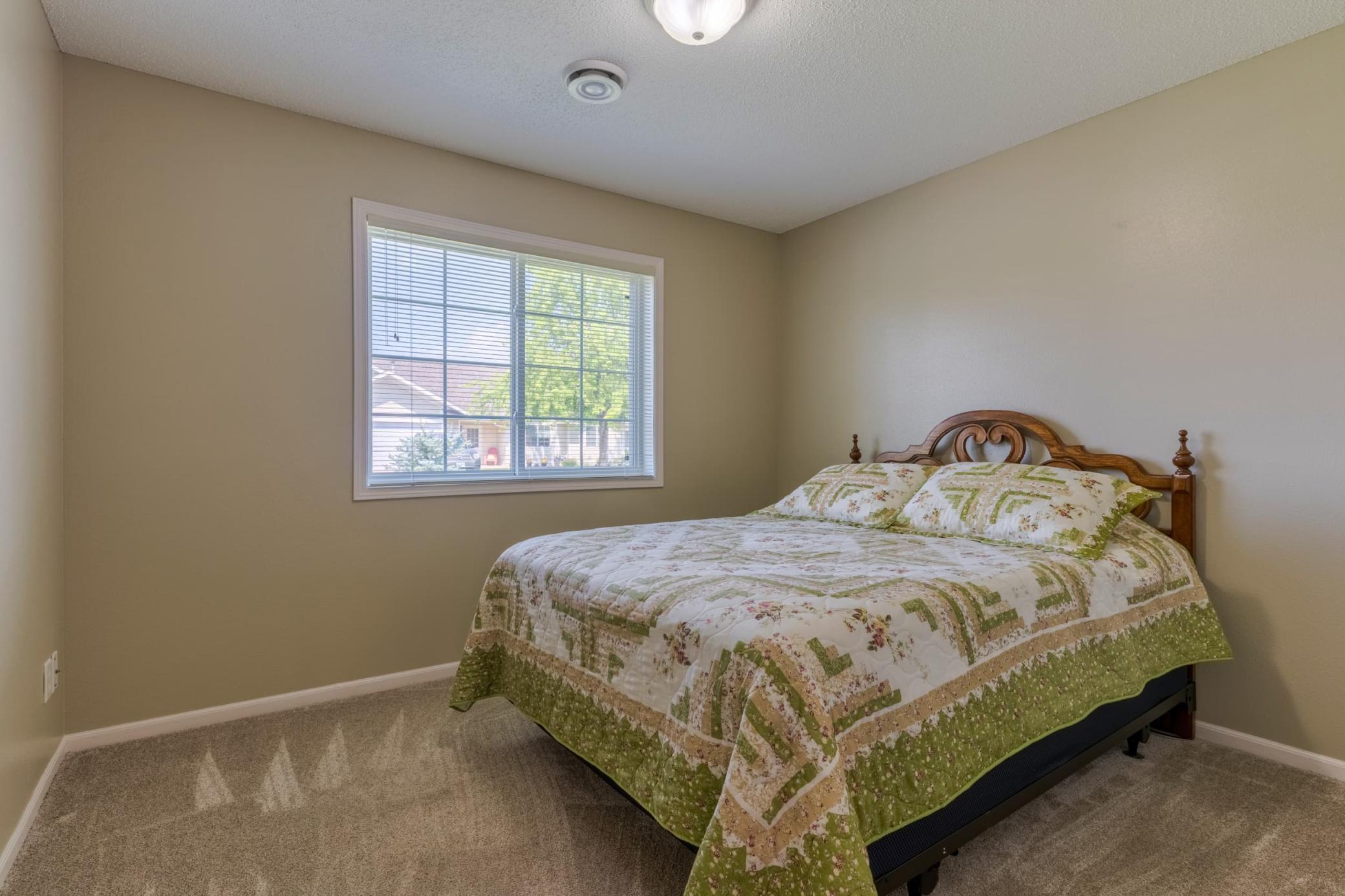 738 33rd Street NW, Bemidji MN 56601 - Photo 3 of 20