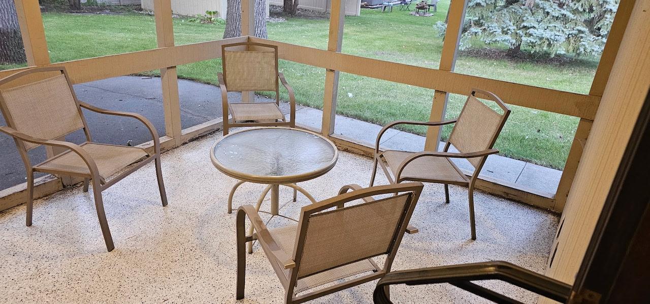 1965 single family home for sale at 911 Oakmont Drive in Thief River Falls, MN — 4 bed, 3 bath (photo 21 of 45)