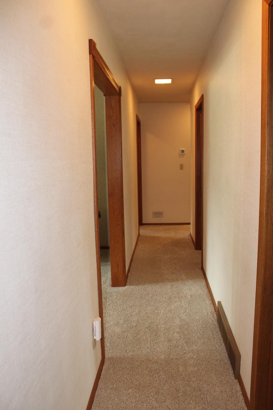 1965 single family home for sale at 911 Oakmont Drive in Thief River Falls, MN — 4 bed, 3 bath (photo 23 of 45)