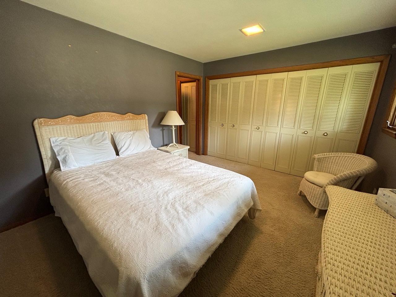 1965 single family home for sale at 911 Oakmont Drive in Thief River Falls, MN — 4 bed, 3 bath (photo 35 of 45)