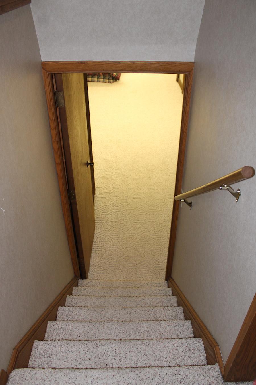 1965 single family home for sale at 911 Oakmont Drive in Thief River Falls, MN — 4 bed, 3 bath (photo 39 of 45)