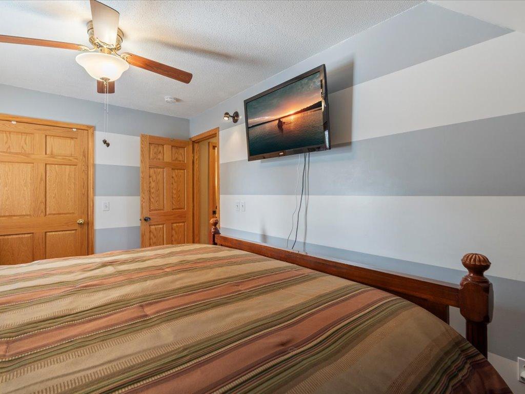 1910 single family home for sale at 39523 State Highway 47 in Aitkin, MN — 3 bed, 2 bath (photo 18 of 42)