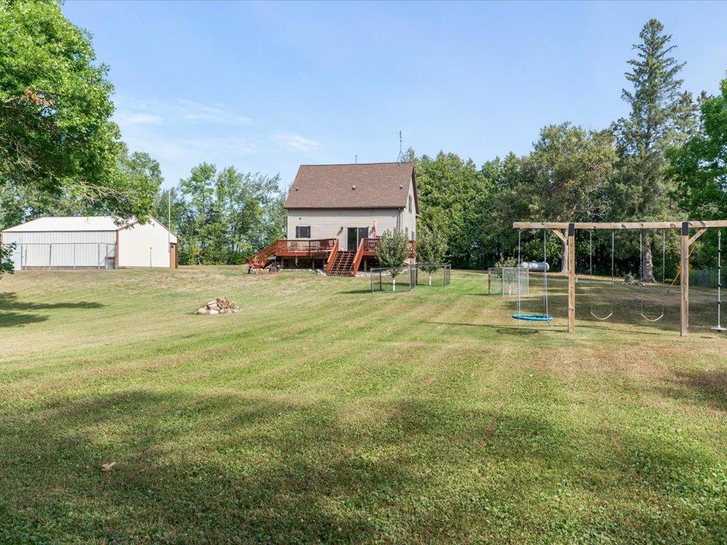 1910 single family home for sale at 39523 State Highway 47 in Aitkin, MN — 3 bed, 2 bath (photo 23 of 42)