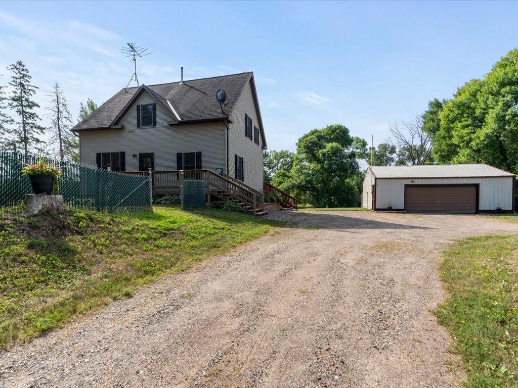 1910 single family home for sale at 39523 State Highway 47 in Aitkin, MN — 3 bed, 2 bath (photo 26 of 42)