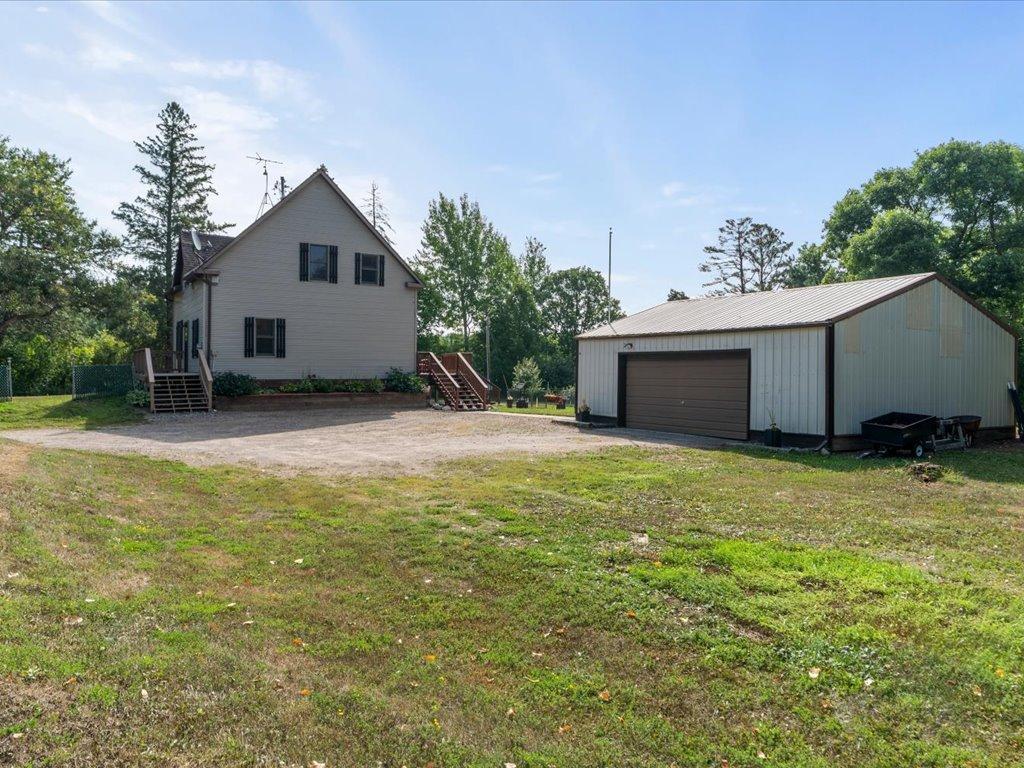 1910 single family home for sale at 39523 State Highway 47 in Aitkin, MN — 3 bed, 2 bath (photo 27 of 42)