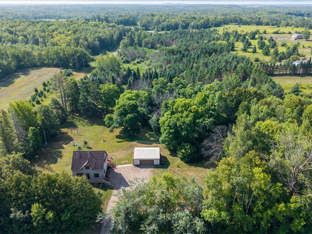 1910 single family home for sale at 39523 State Highway 47 in Aitkin, MN — 3 bed, 2 bath (photo 36 of 42)