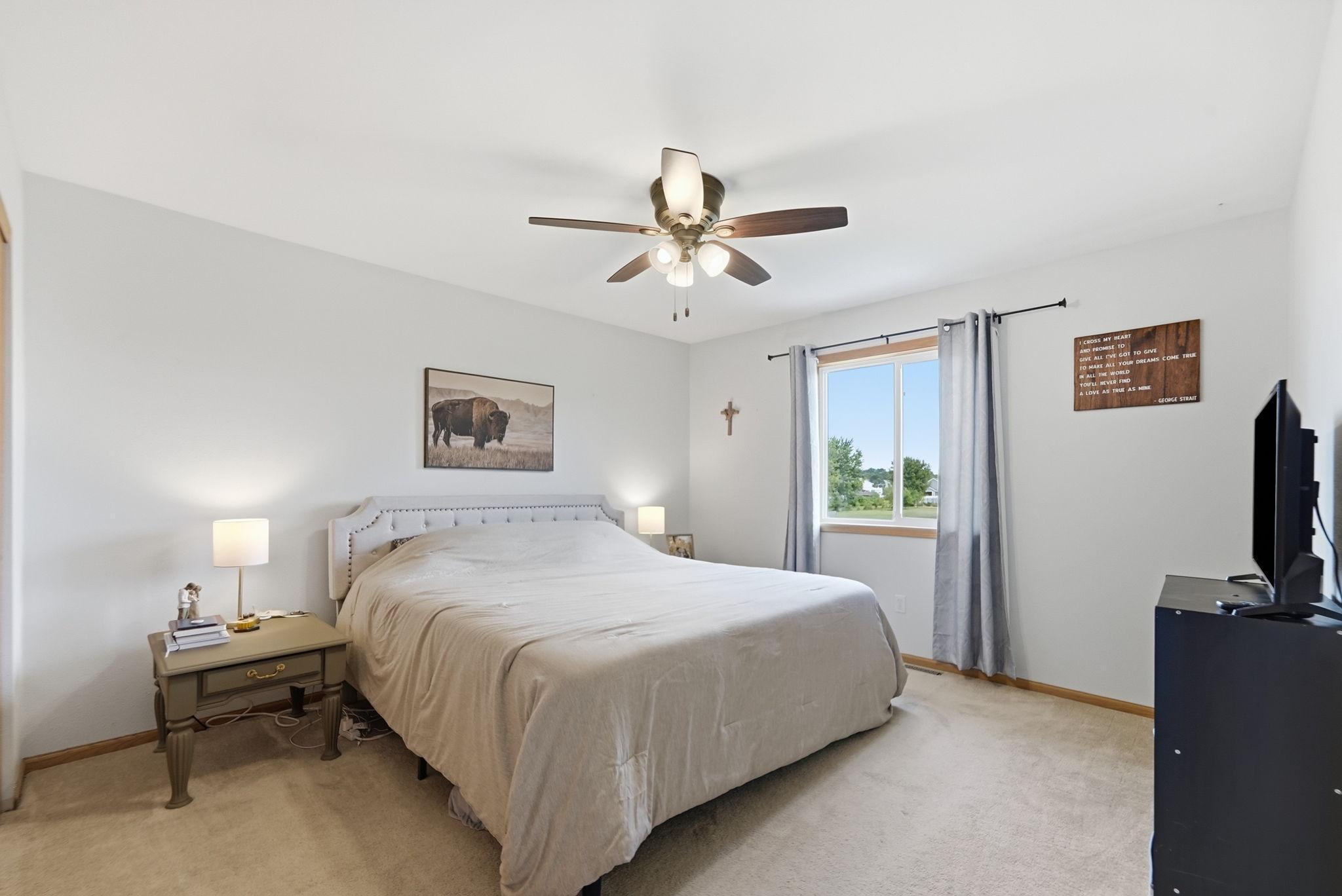 2003 single family home for sale at 605 W 8th Avenue in Osakis, MN — 4 bed, 2 bath (photo 14 of 32)
