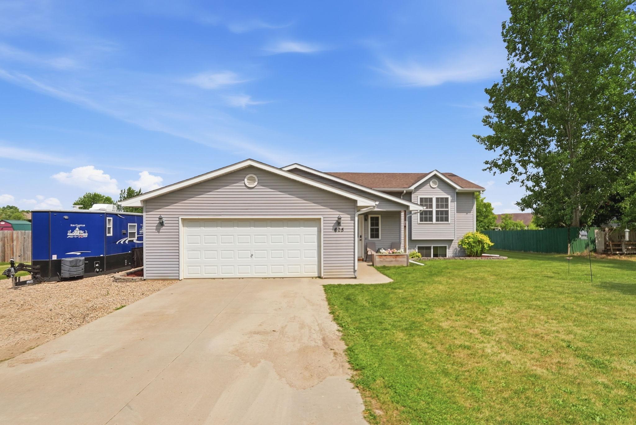 2003 single family home for sale at 605 W 8th Avenue in Osakis, MN — 4 bed, 2 bath (photo 32 of 32)