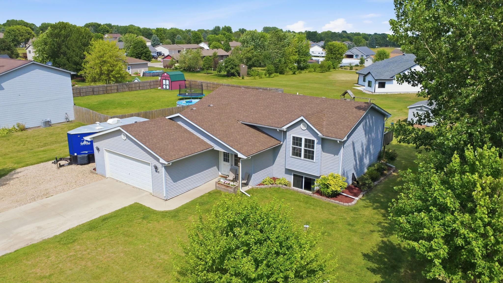 2003 single family home for sale at 605 W 8th Avenue in Osakis, MN — 4 bed, 2 bath (photo 6 of 32)
