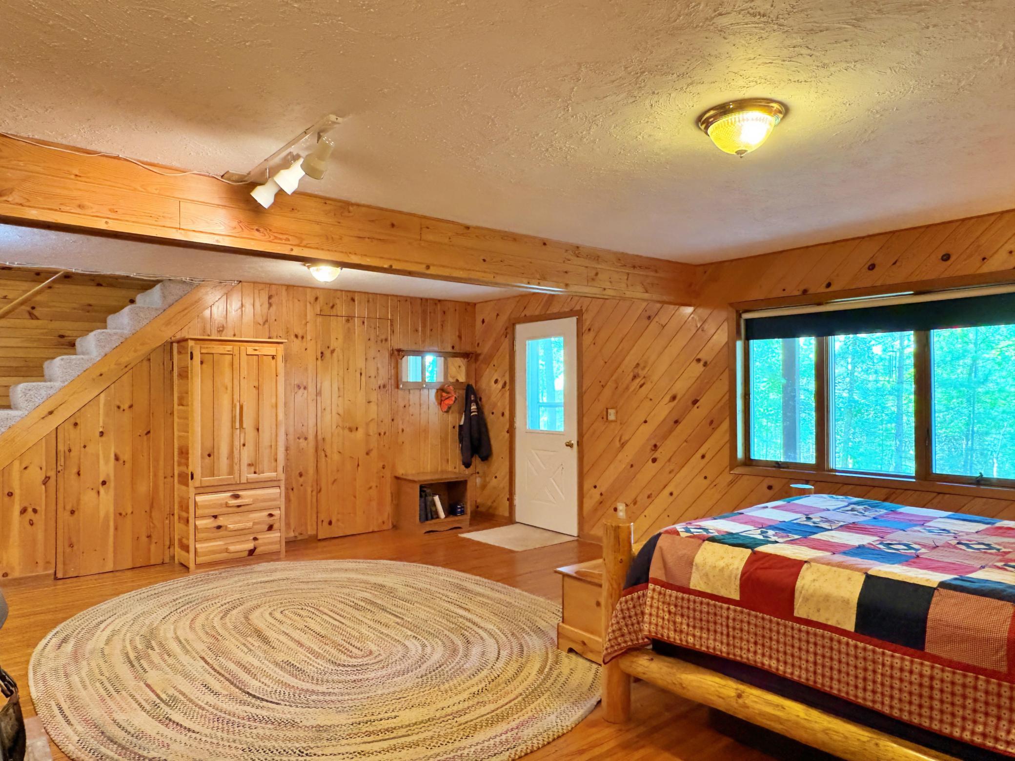 1986 single family home for sale at 9962 Knotty Pine Drive in Park Rapids, MN — 2 bed, 2 bath (photo 18 of 48)