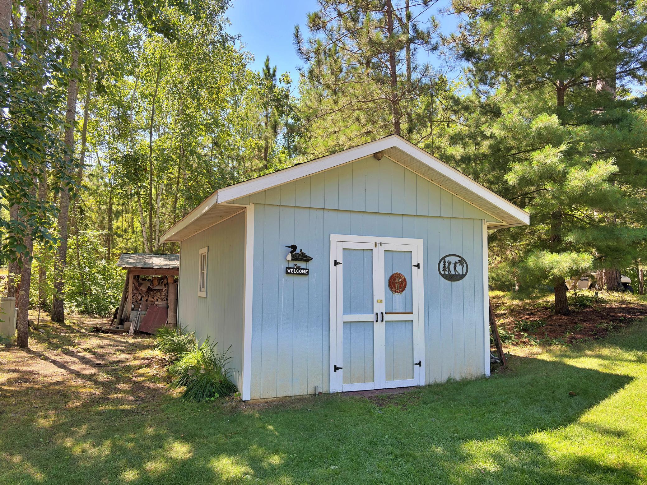 1986 single family home for sale at 9962 Knotty Pine Drive in Park Rapids, MN — 2 bed, 2 bath (photo 35 of 48)