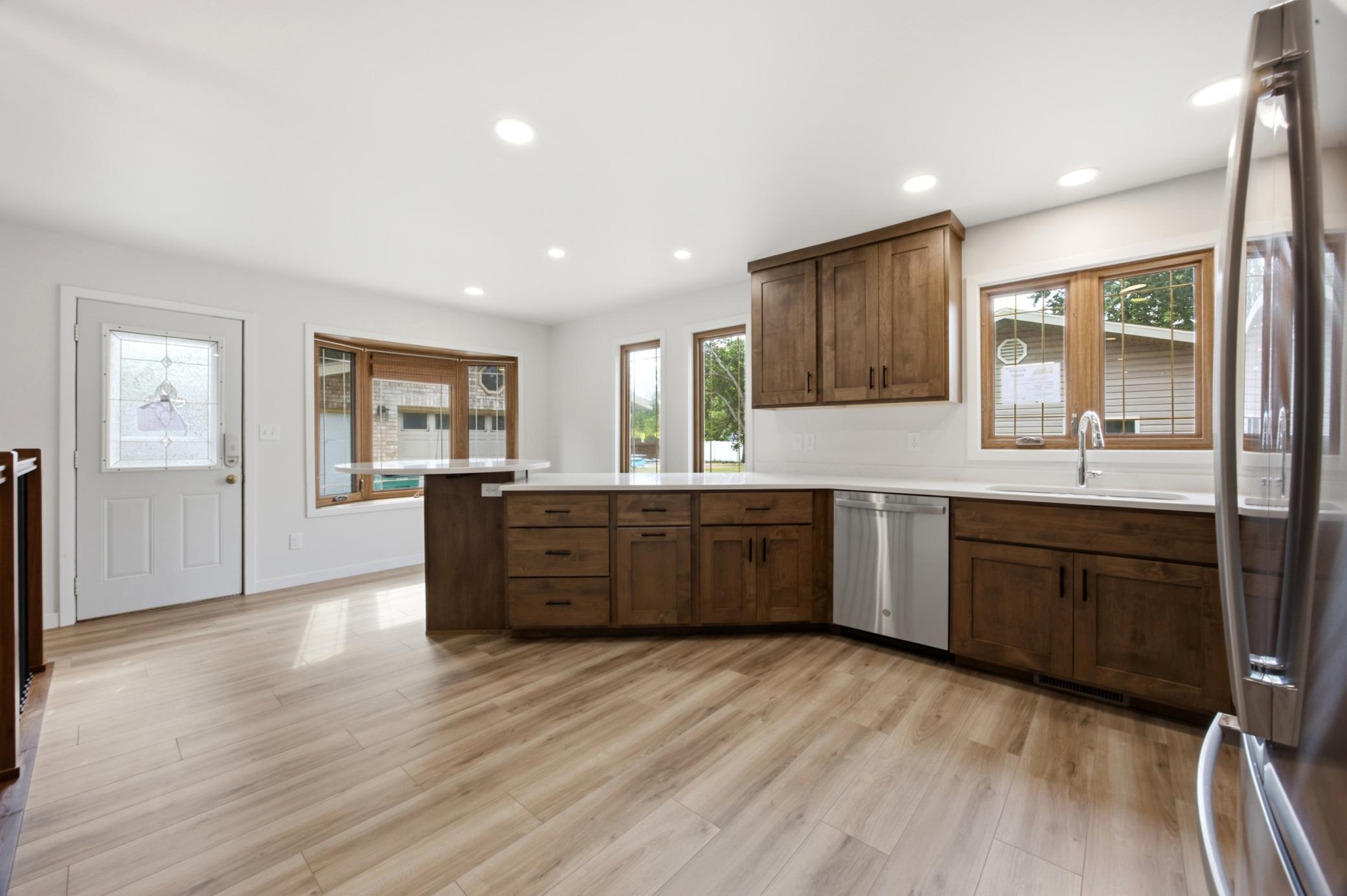 607 9th Street W, West Fargo ND 58078 - Photo 11 of 45