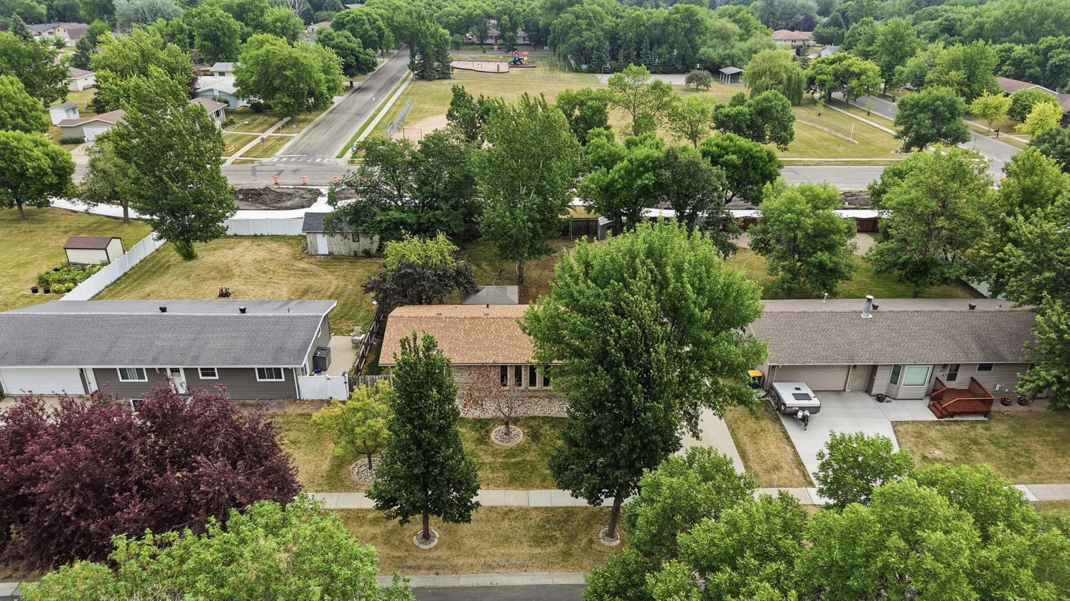 607 9th Street W, West Fargo ND 58078 - Photo 40 of 45