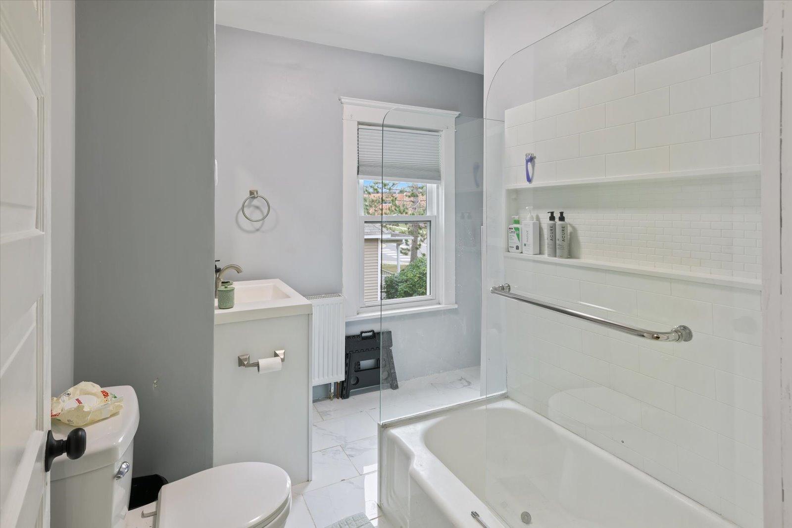 1906 single family home for sale at 403 Cole Street in Coleraine, MN — 3 bed, 2 bath (photo 14 of 26)