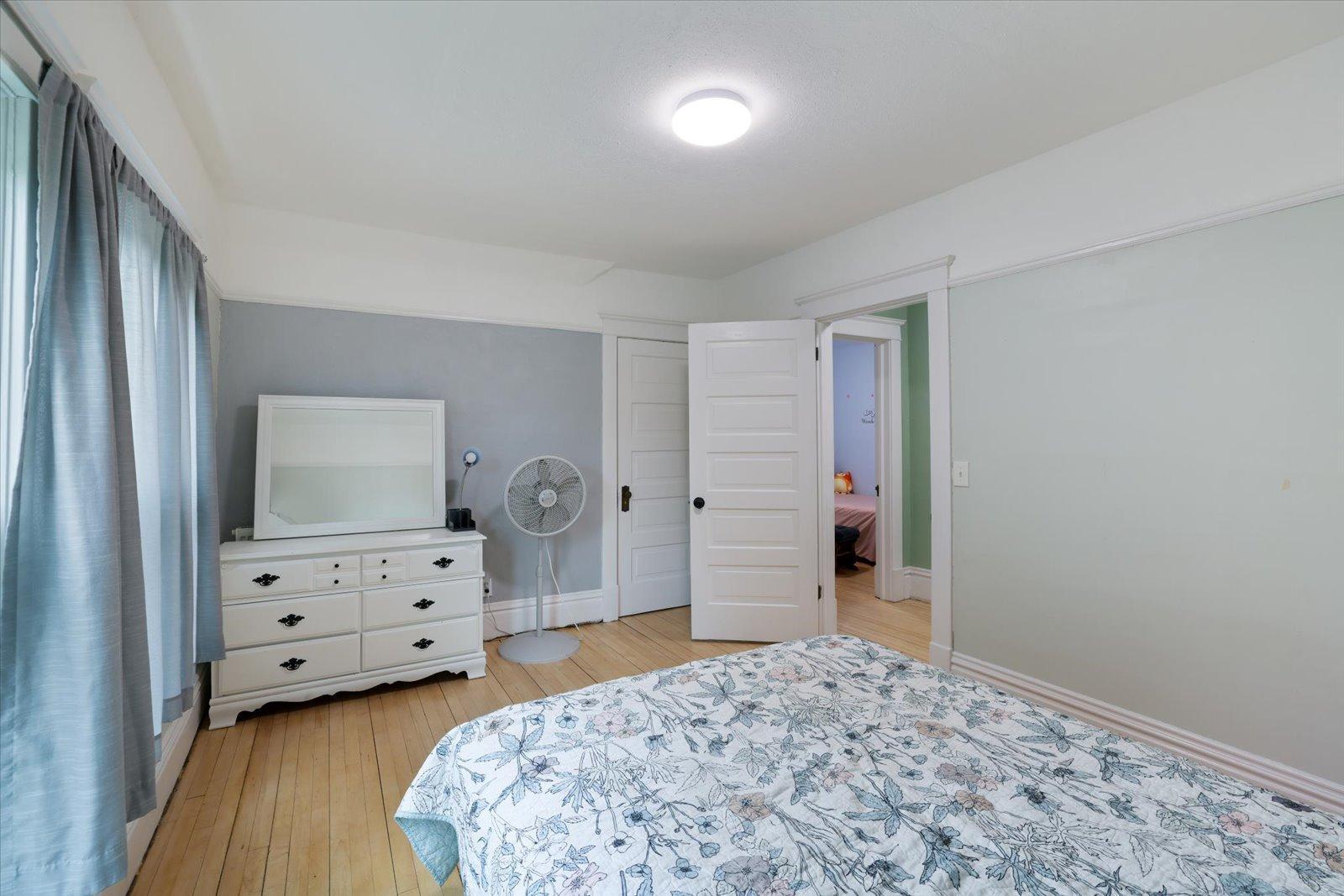 1906 single family home for sale at 403 Cole Street in Coleraine, MN — 3 bed, 2 bath (photo 17 of 26)