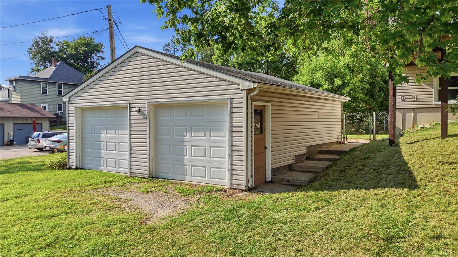 405 SW 1st Avenue, Grand Rapids MN 55744 - Photo 12 of 42
