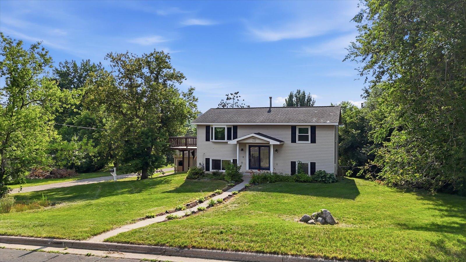 405 SW 1st Avenue, Grand Rapids MN 55744 - Photo 3 of 42