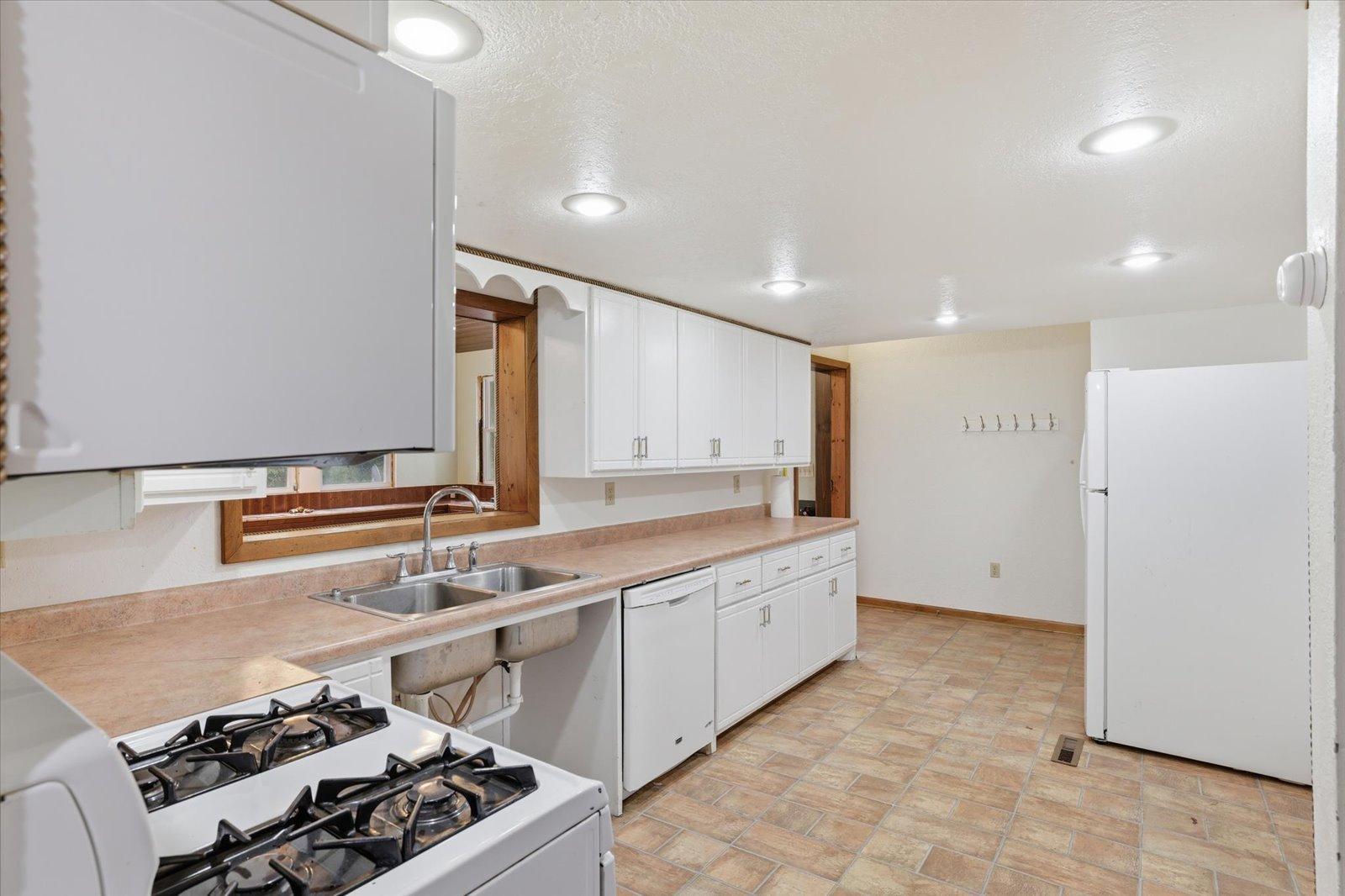 27679 Splithand Road, Grand Rapids MN 55744 - Photo 8 of 26