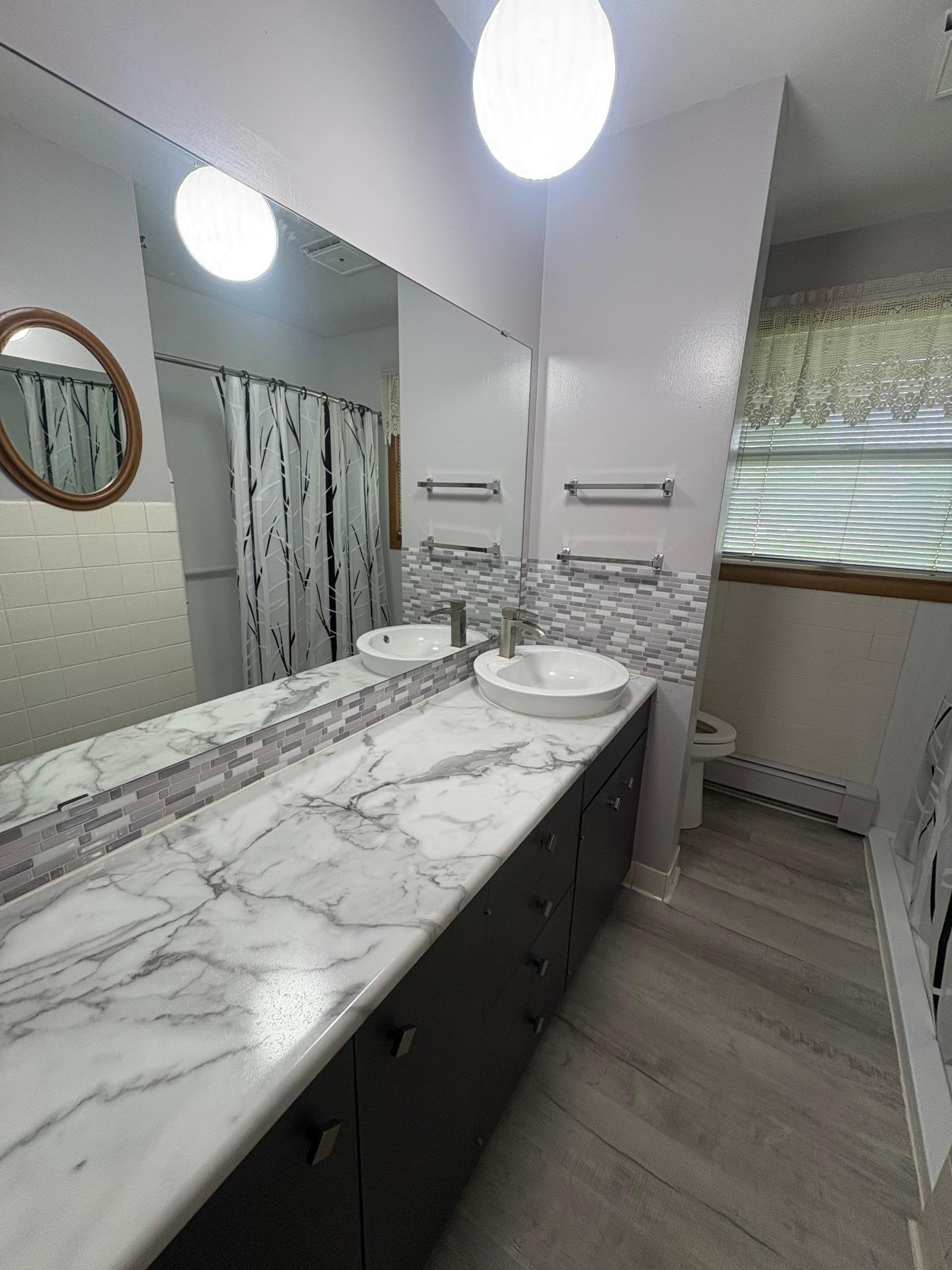 1967 single family home for sale at 1431 7th Street N in Wahpeton, ND — 4 bed, 2 bath (photo 12 of 26)