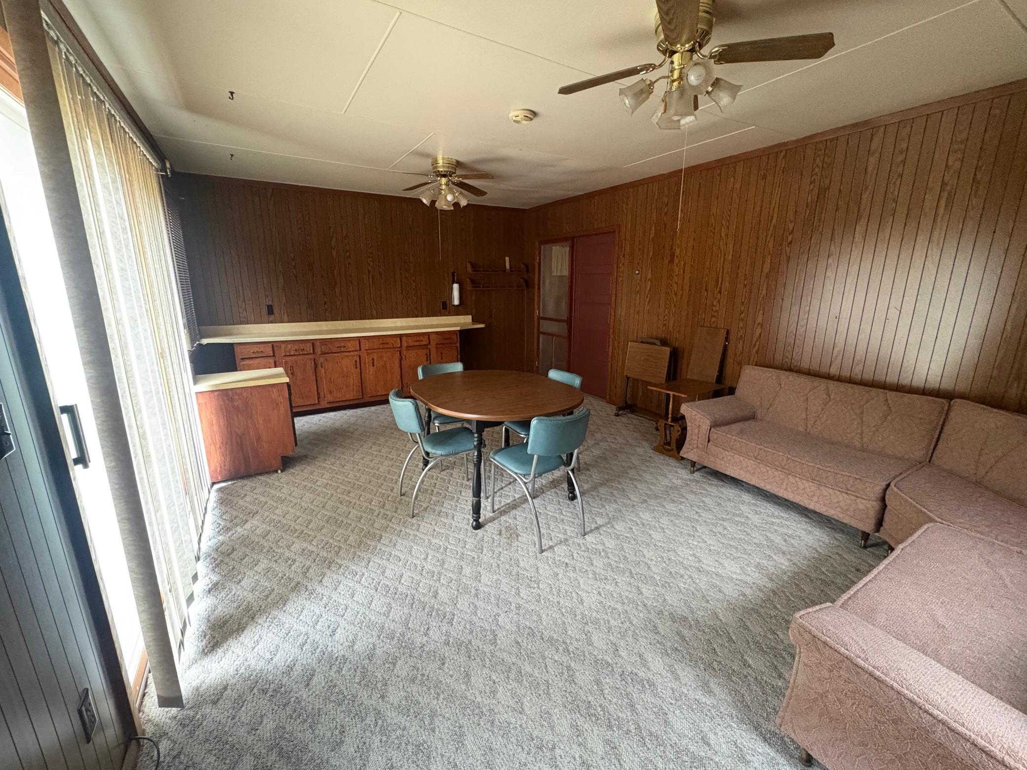 1967 single family home for sale at 1431 7th Street N in Wahpeton, ND — 4 bed, 2 bath (photo 16 of 26)