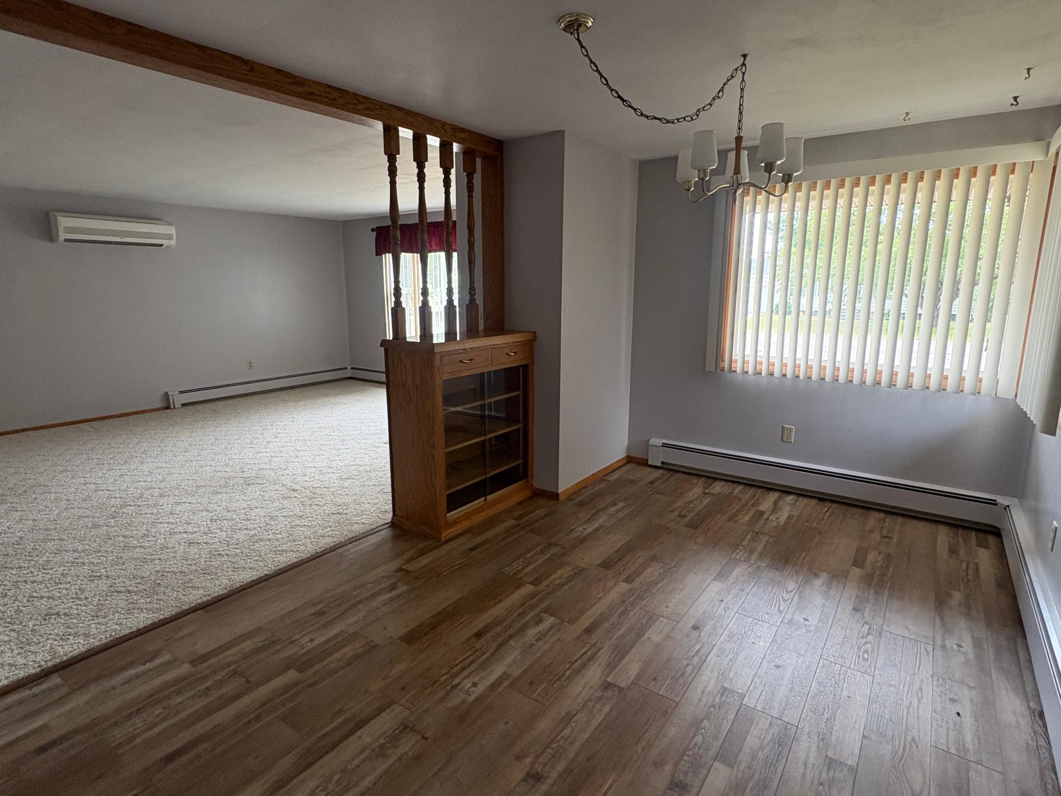 1967 single family home for sale at 1431 7th Street N in Wahpeton, ND — 4 bed, 2 bath (photo 3 of 26)