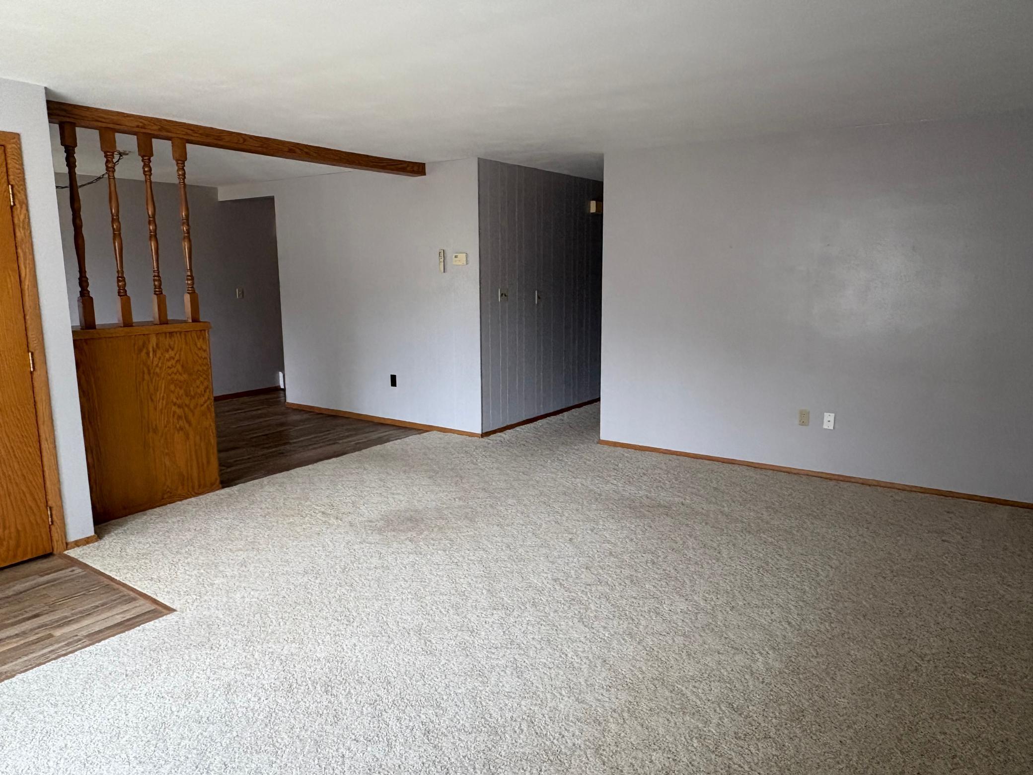 1967 single family home for sale at 1431 7th Street N in Wahpeton, ND — 4 bed, 2 bath (photo 5 of 26)