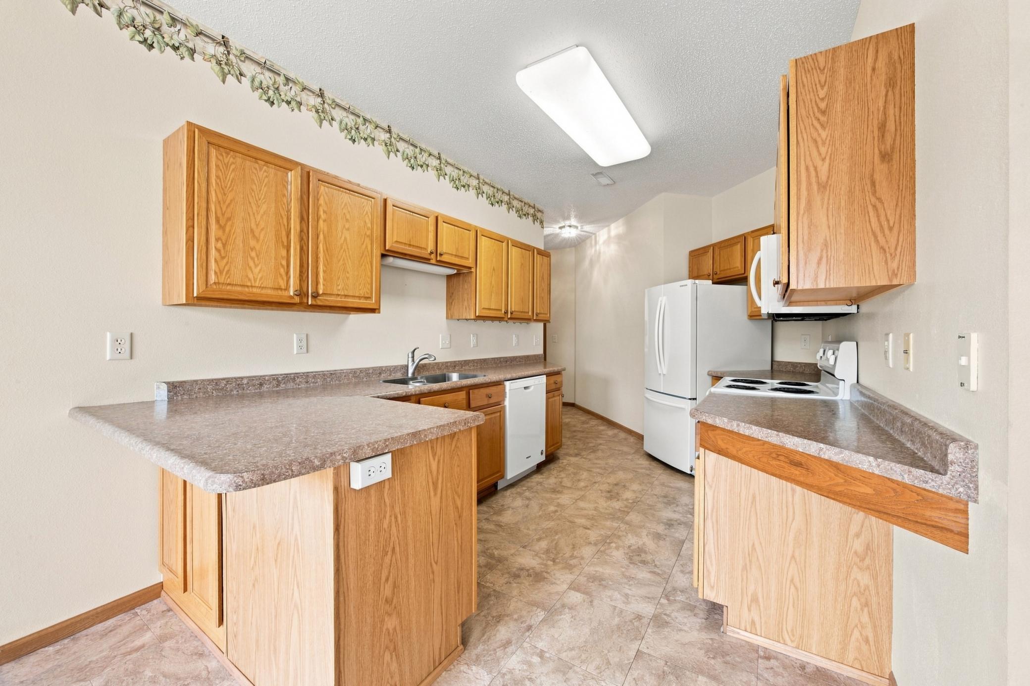 5319 University Drive S, Unit A, Fargo ND 58104 - Photo 12 of 41