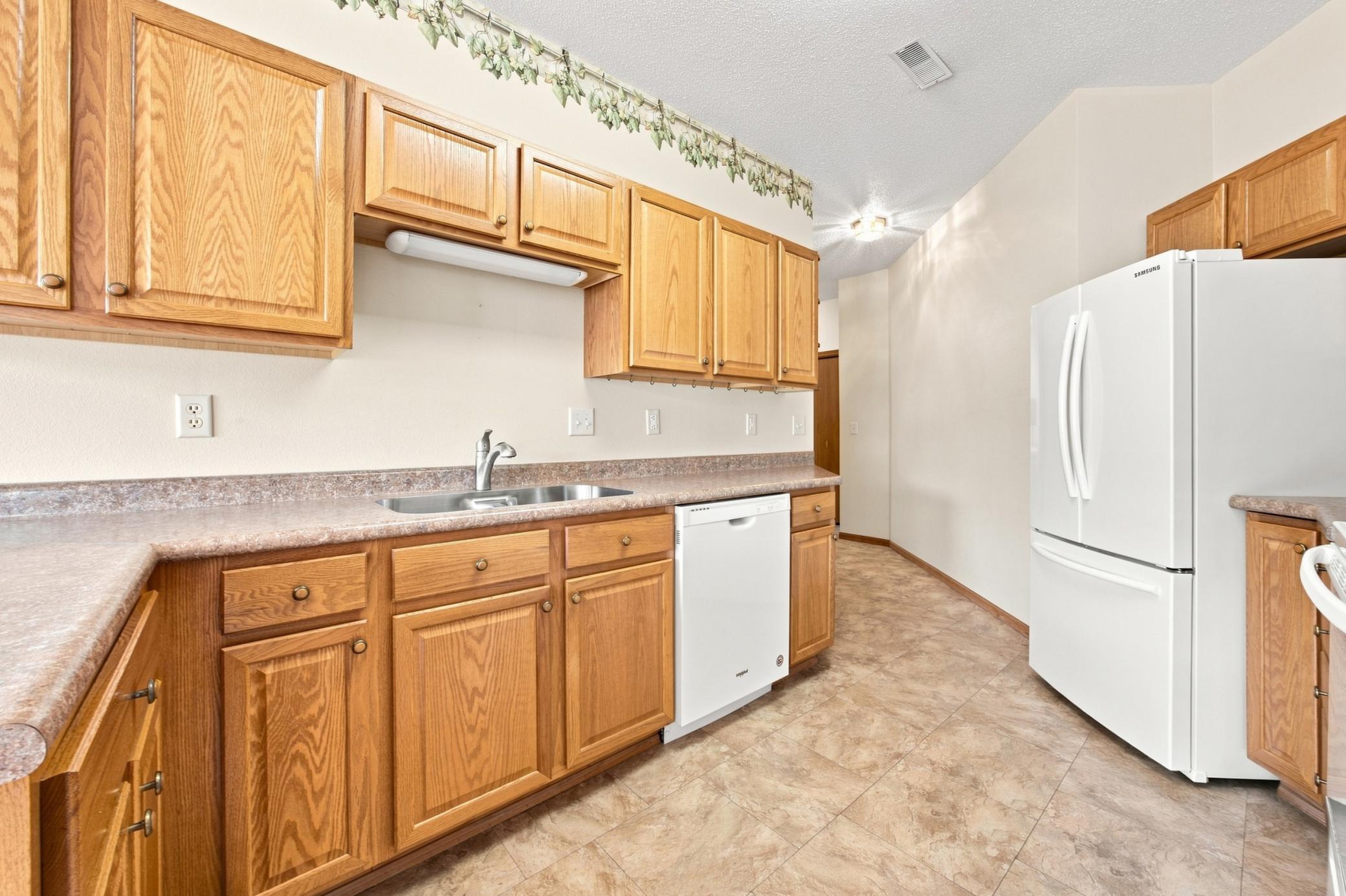 5319 University Drive S, Unit A, Fargo ND 58104 - Photo 13 of 41