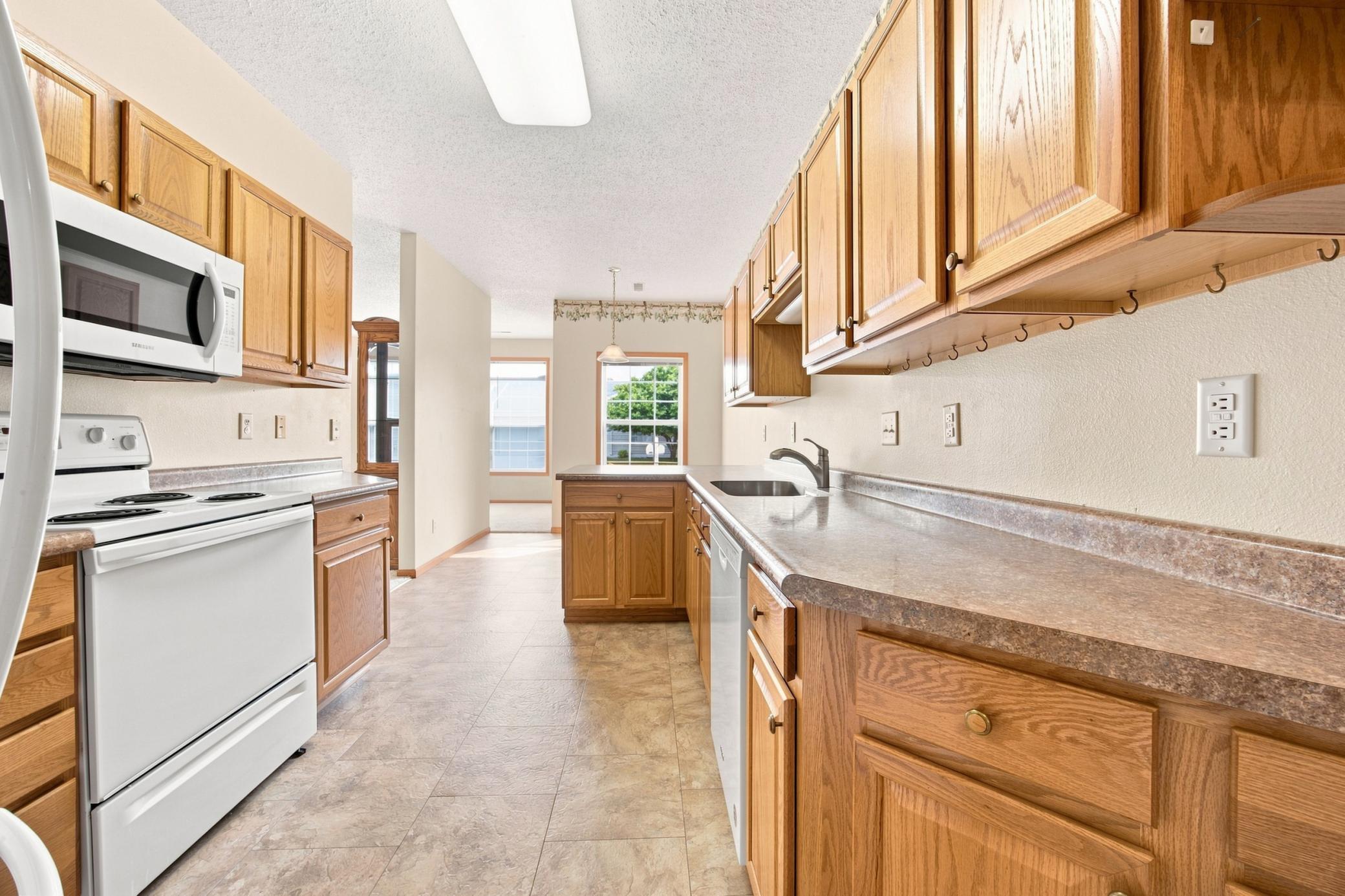 5319 University Drive S, Unit A, Fargo ND 58104 - Photo 14 of 41