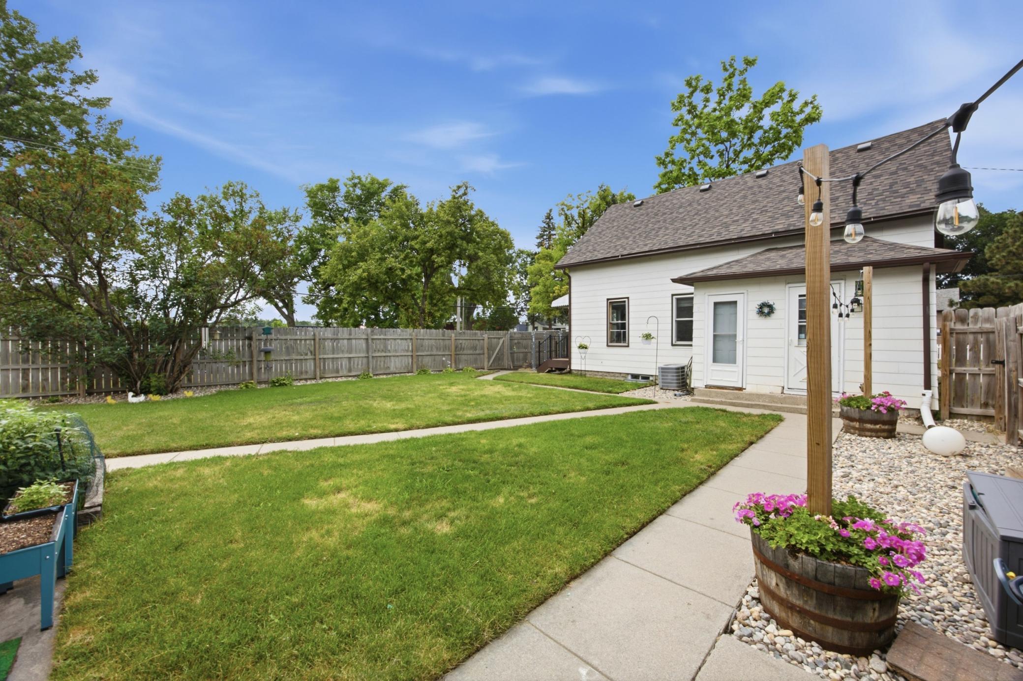 1502 2nd Avenue N, Moorhead MN 56560 - Photo 26 of 28