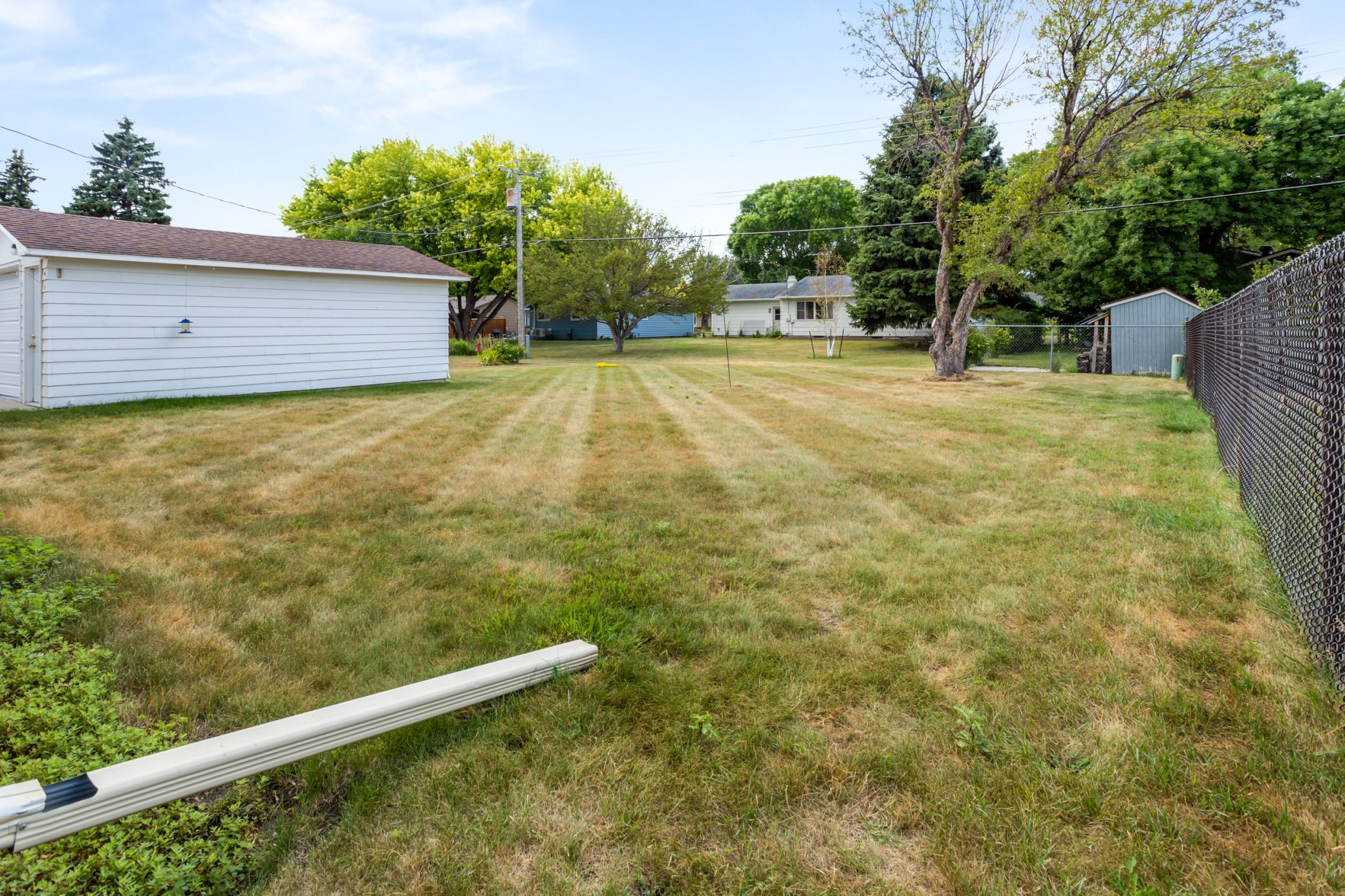1805 17th Street S, Fargo ND 58103 - Photo 3 of 22